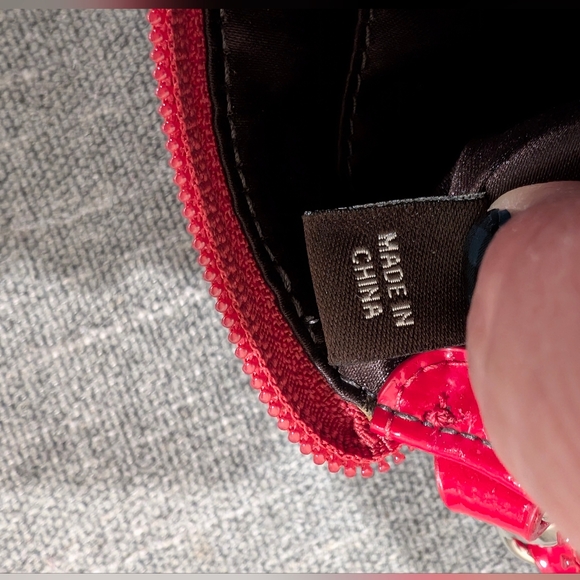 Coach Poppy Wristlet/Clutch, 8x5x1", Red/Pink/Silver EUC - Picture 13 of 13